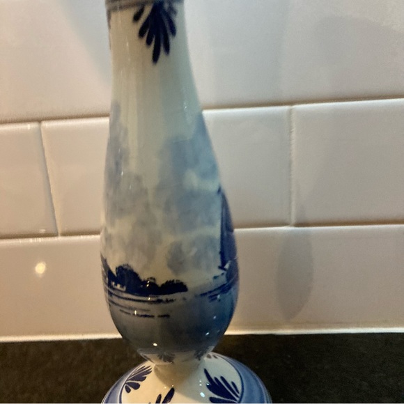 Delft Blue Vase Hand Painted - Picture 9 of 9